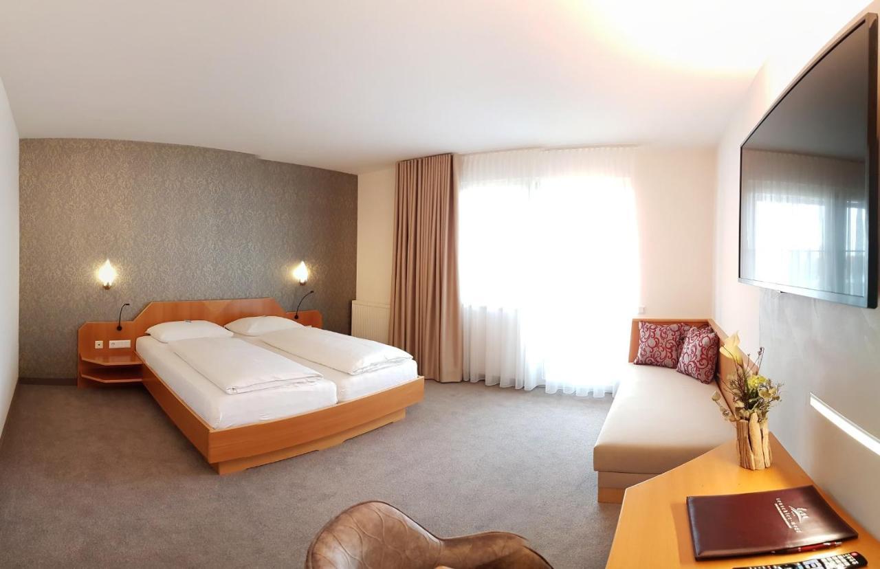 Hotel-restaurant Teuschler-mogg Hotel 3*