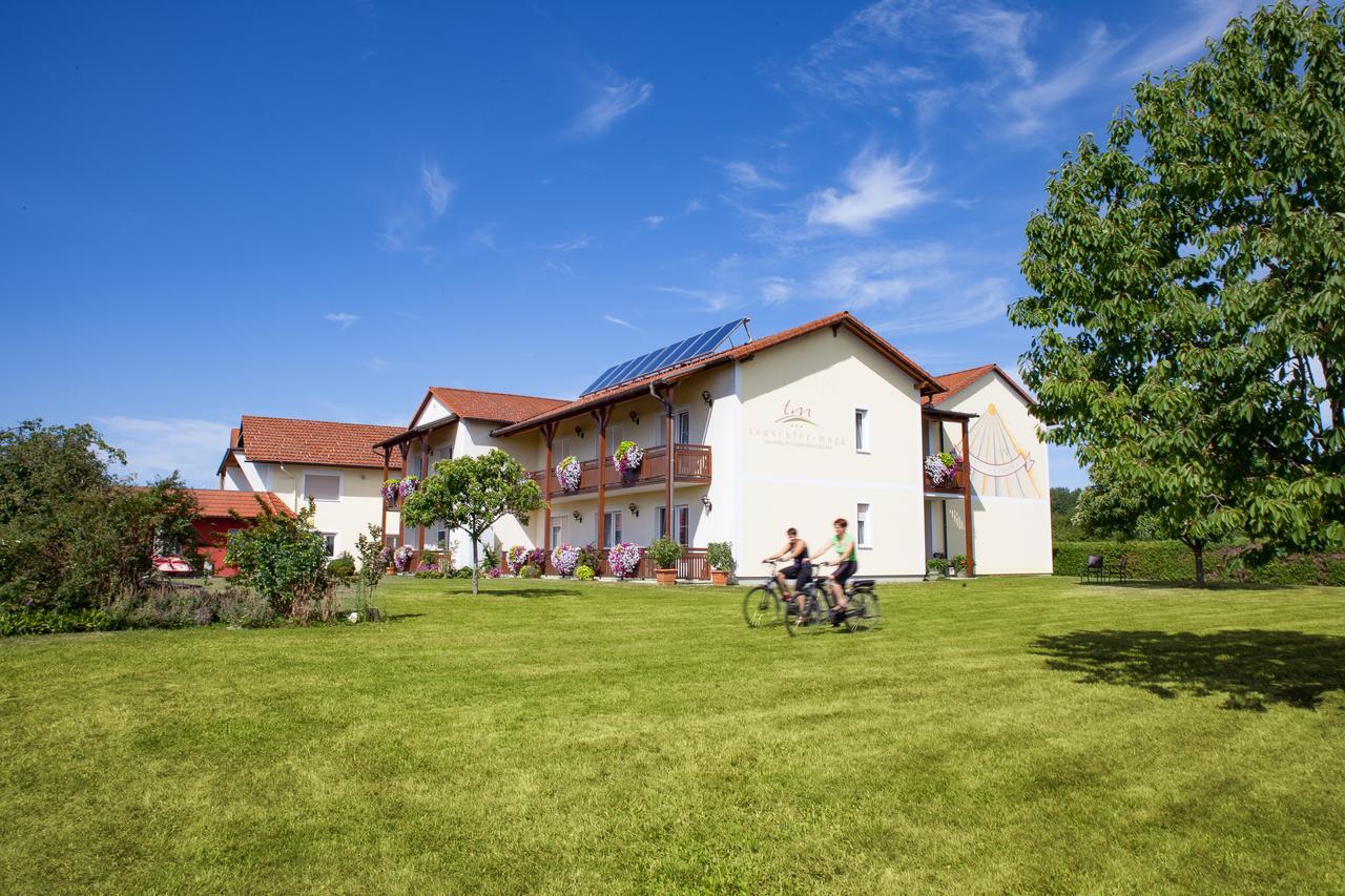 Hotel-restaurant Teuschler-mogg 3* Bad Waltersdorf